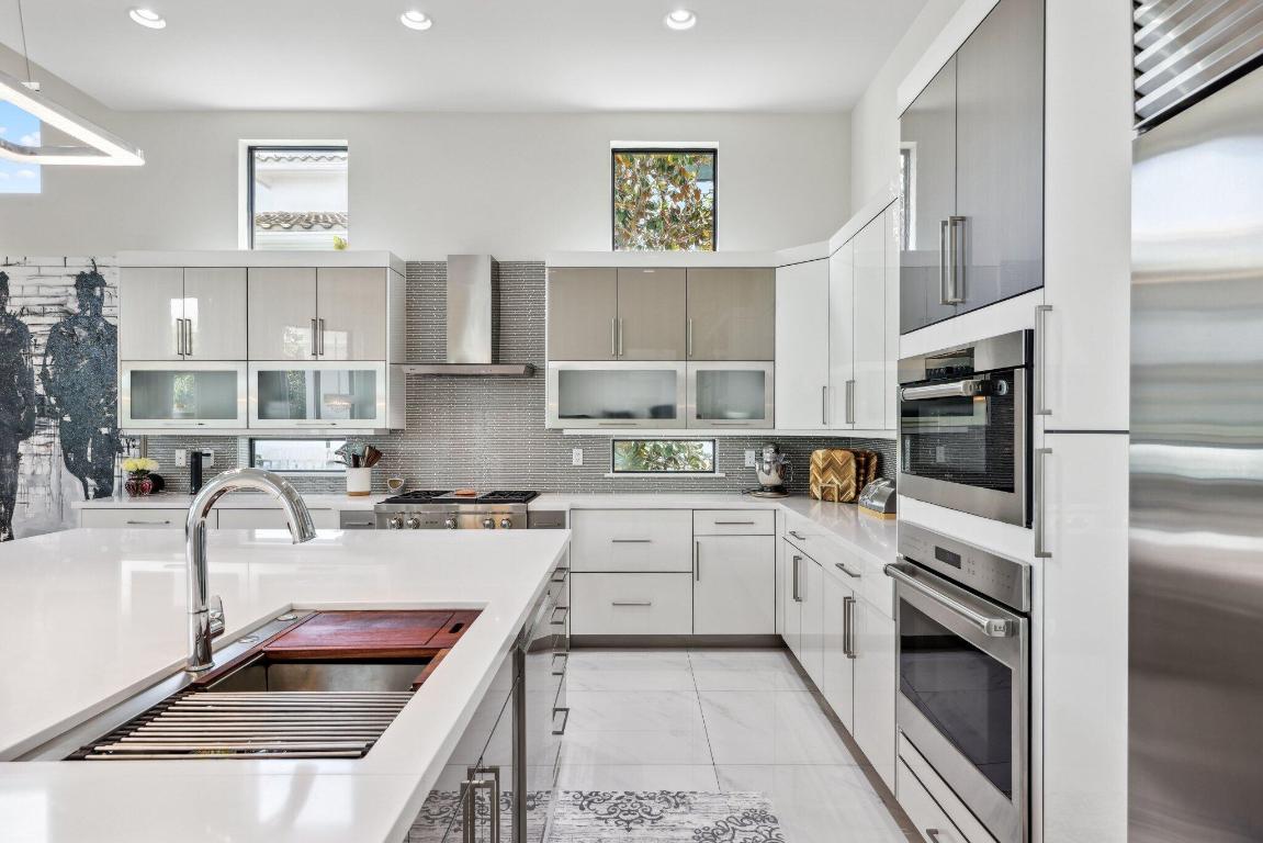 ROYAL PALM POLO - Residential