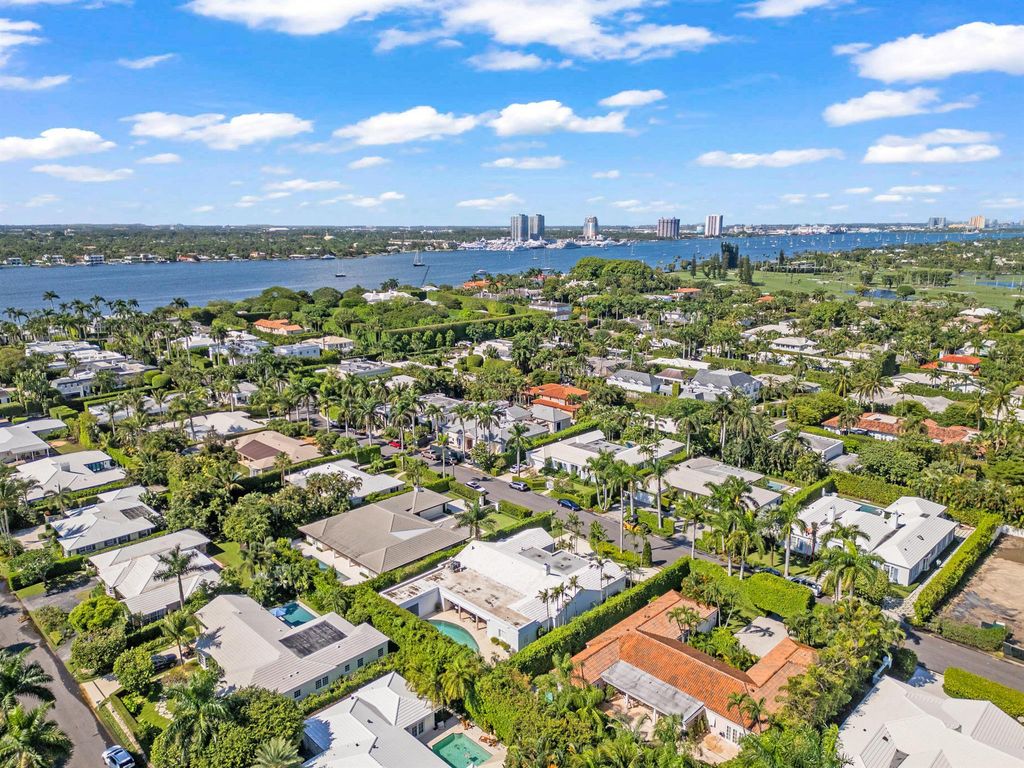 Photo of 232 W Indies Drive, Palm Beach, FL 33480 (MLS # R11137423)