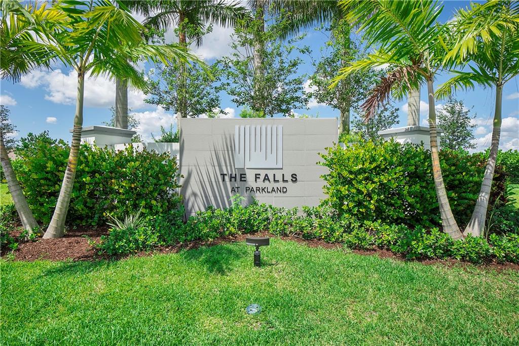 Falls At Parkland - Residential