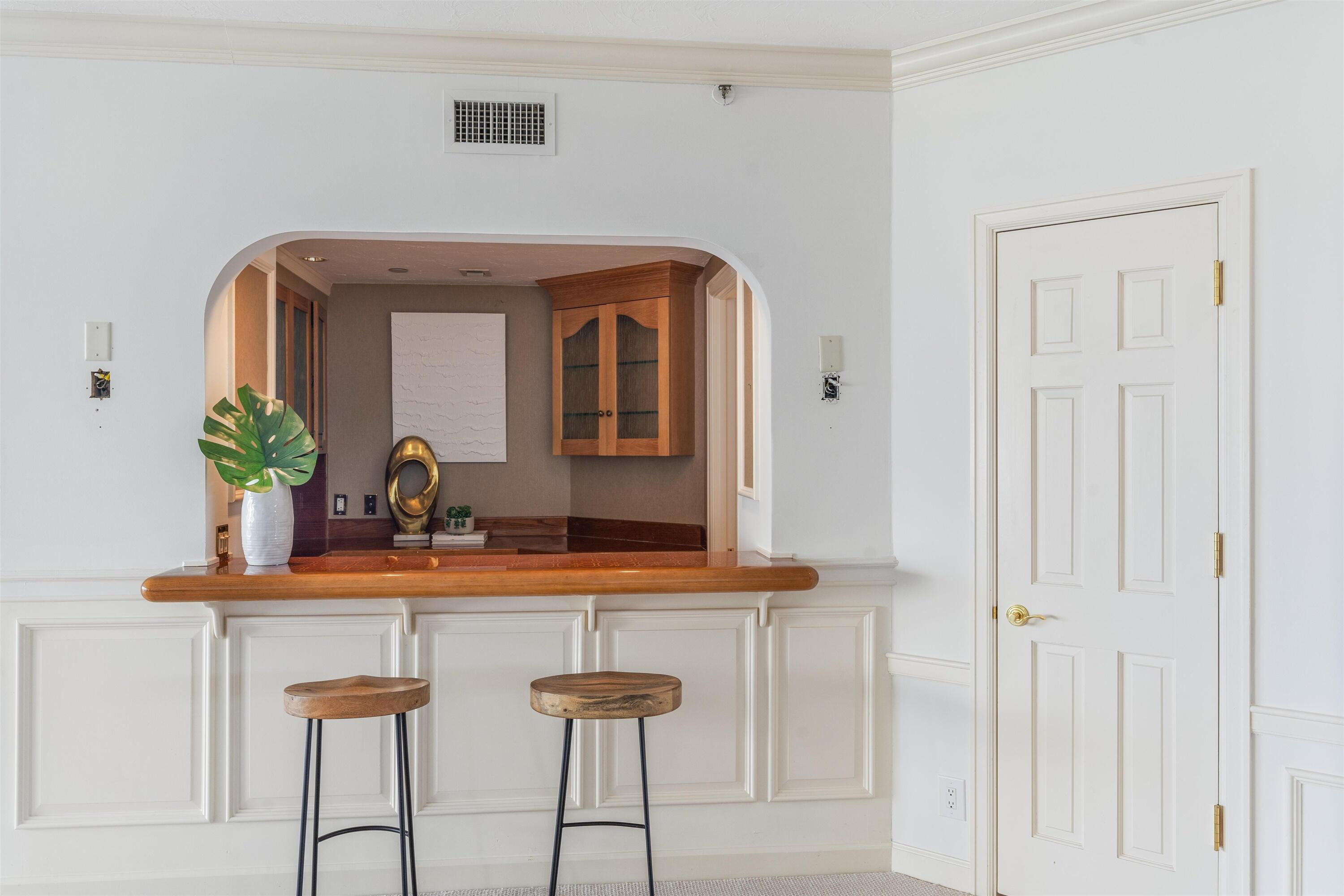 TWENTY SEVEN SEVENTY SOUTH OCEAN BOULEVARD COND DE - Residential