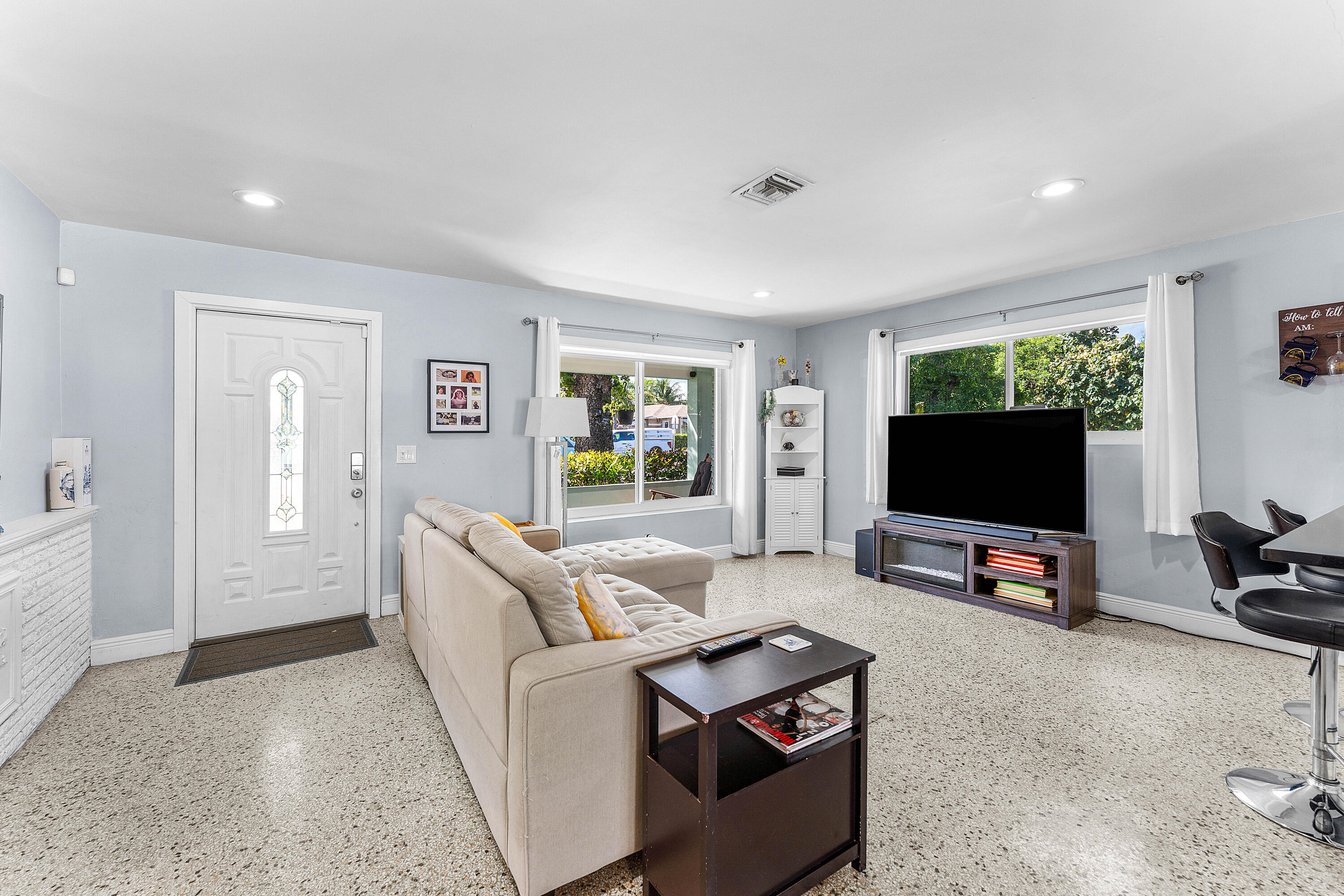 NORTH PALM BCH 1 - Residential