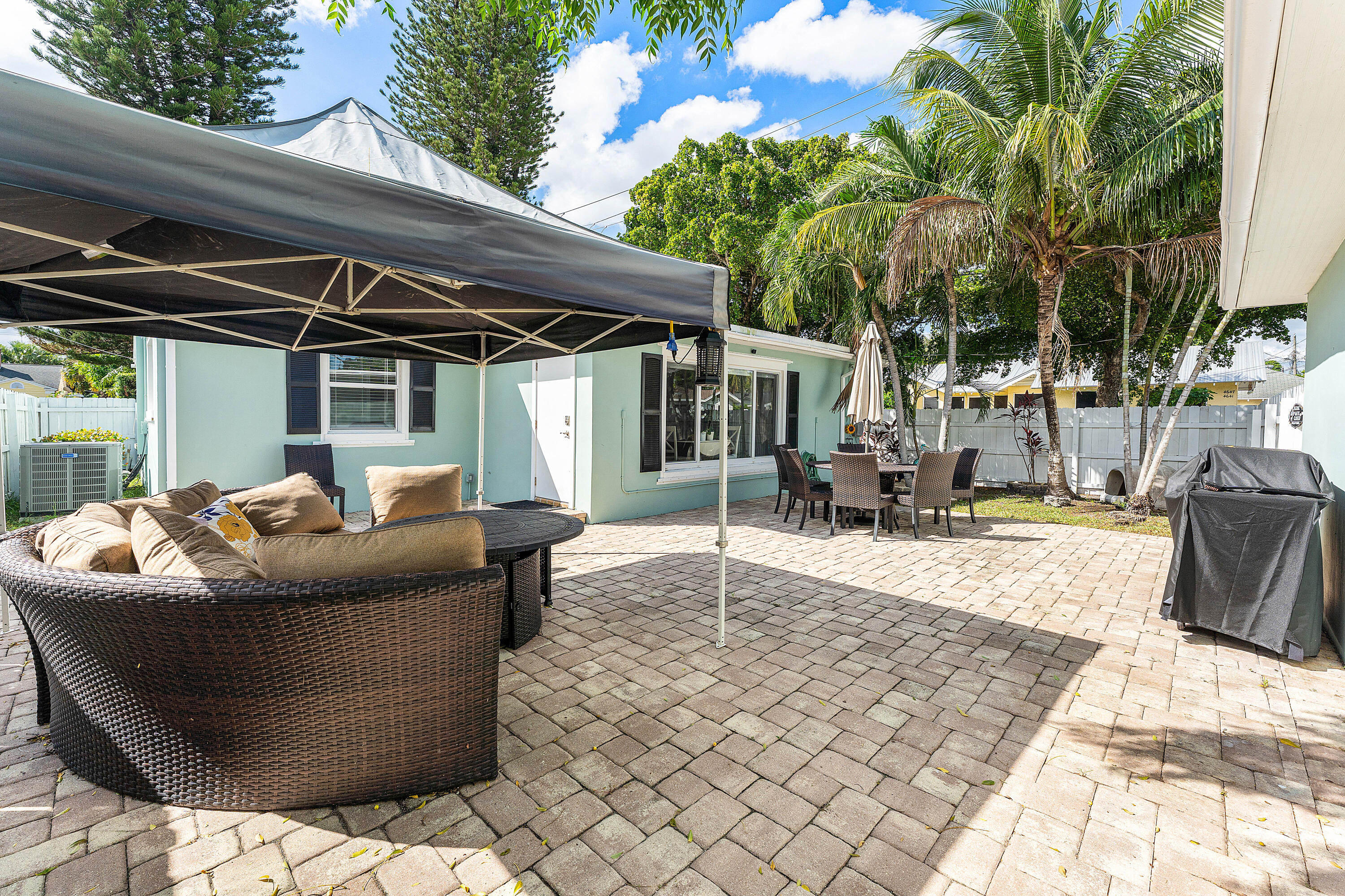 NORTH PALM BCH 1 - Residential
