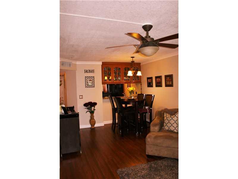 LAKEWOOD VILLAGE - Residential