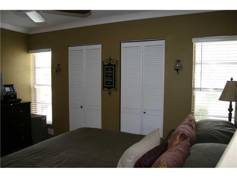 LAKEWOOD VILLAGE - Residential