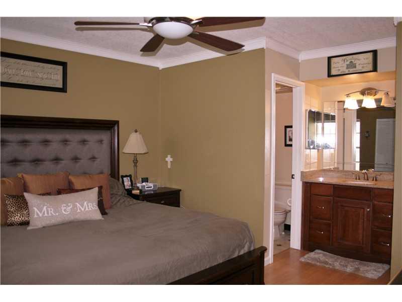 LAKEWOOD VILLAGE - Residential