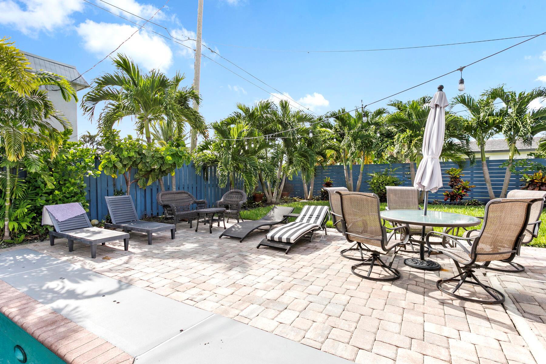 NORTH LAKE WORTH - Residential Lease