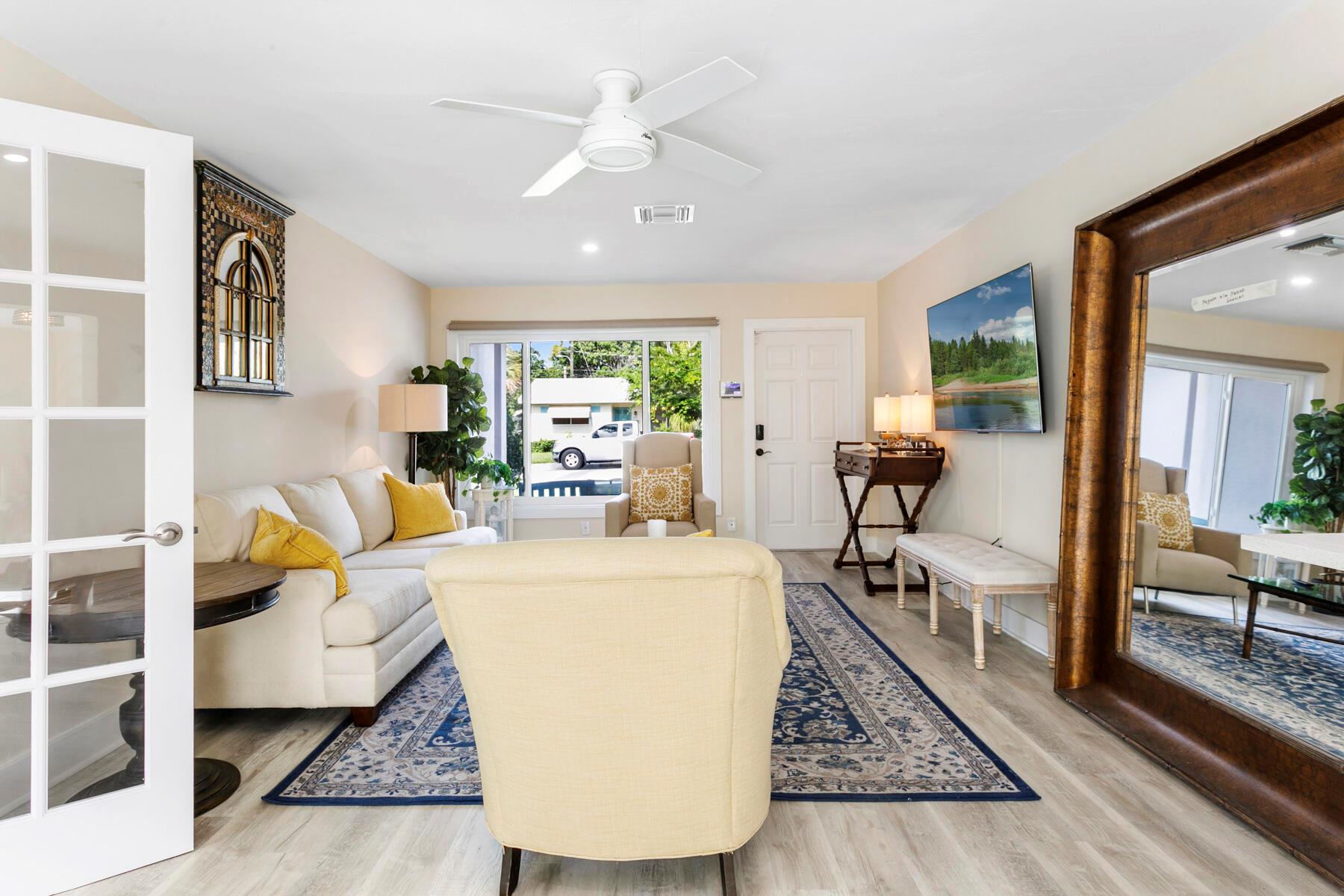 NORTH LAKE WORTH - Residential Lease