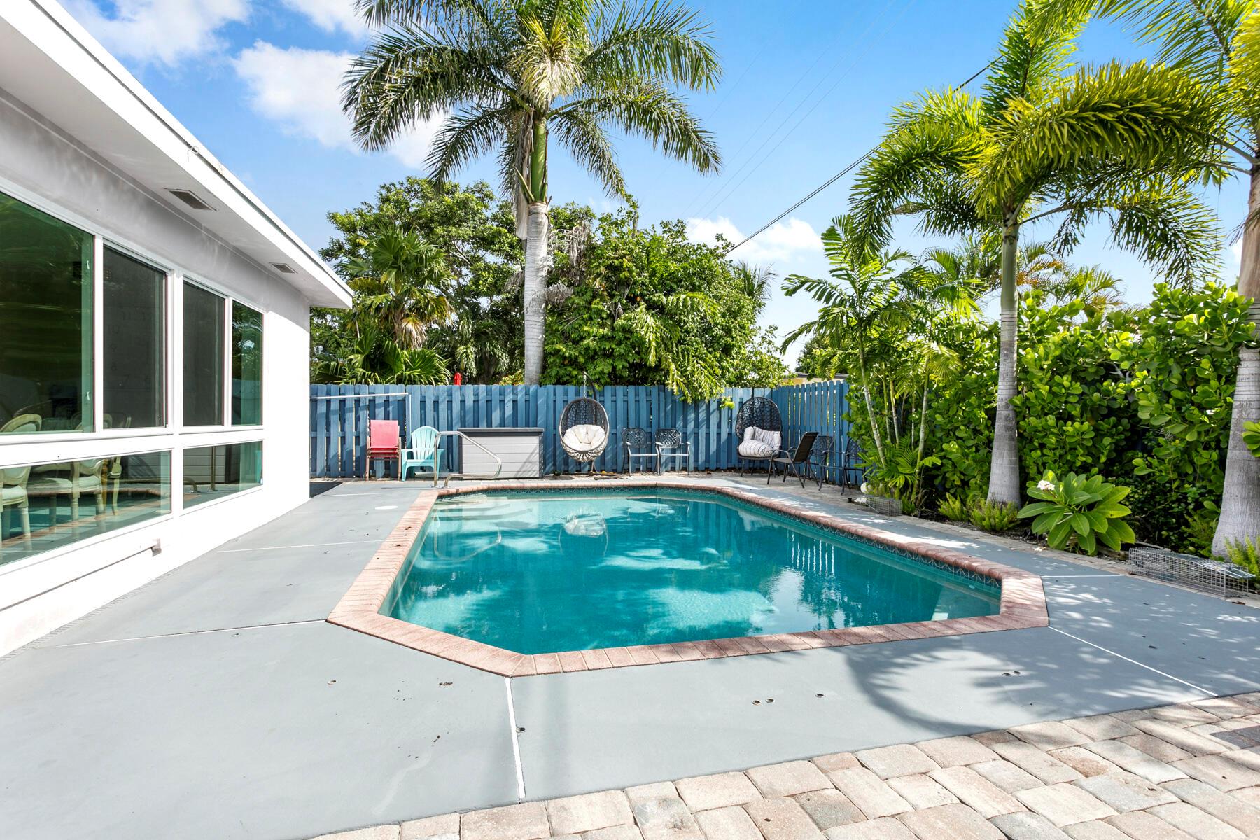 NORTH LAKE WORTH - Residential Lease