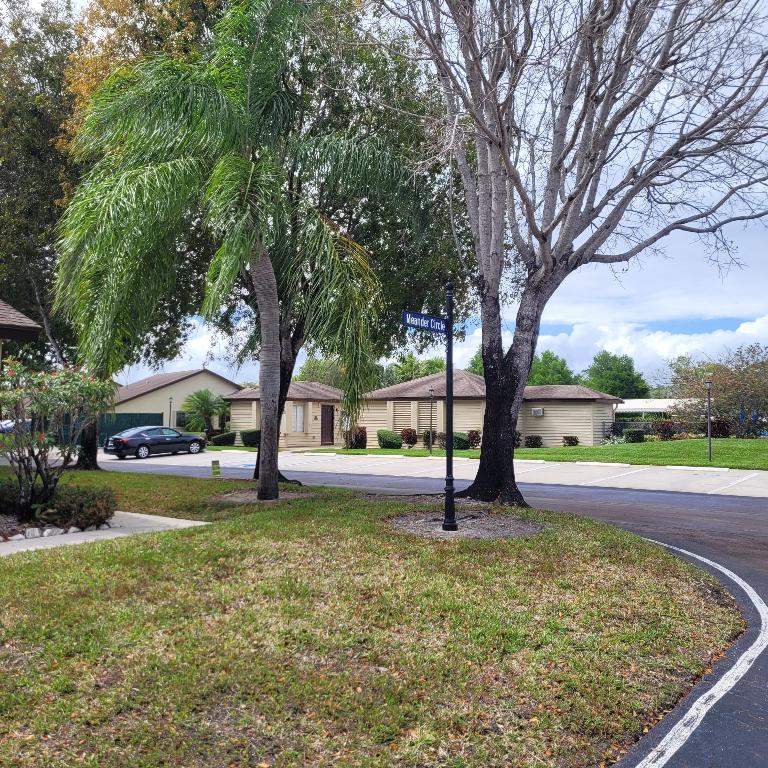 VILLAGE WALK - Residential