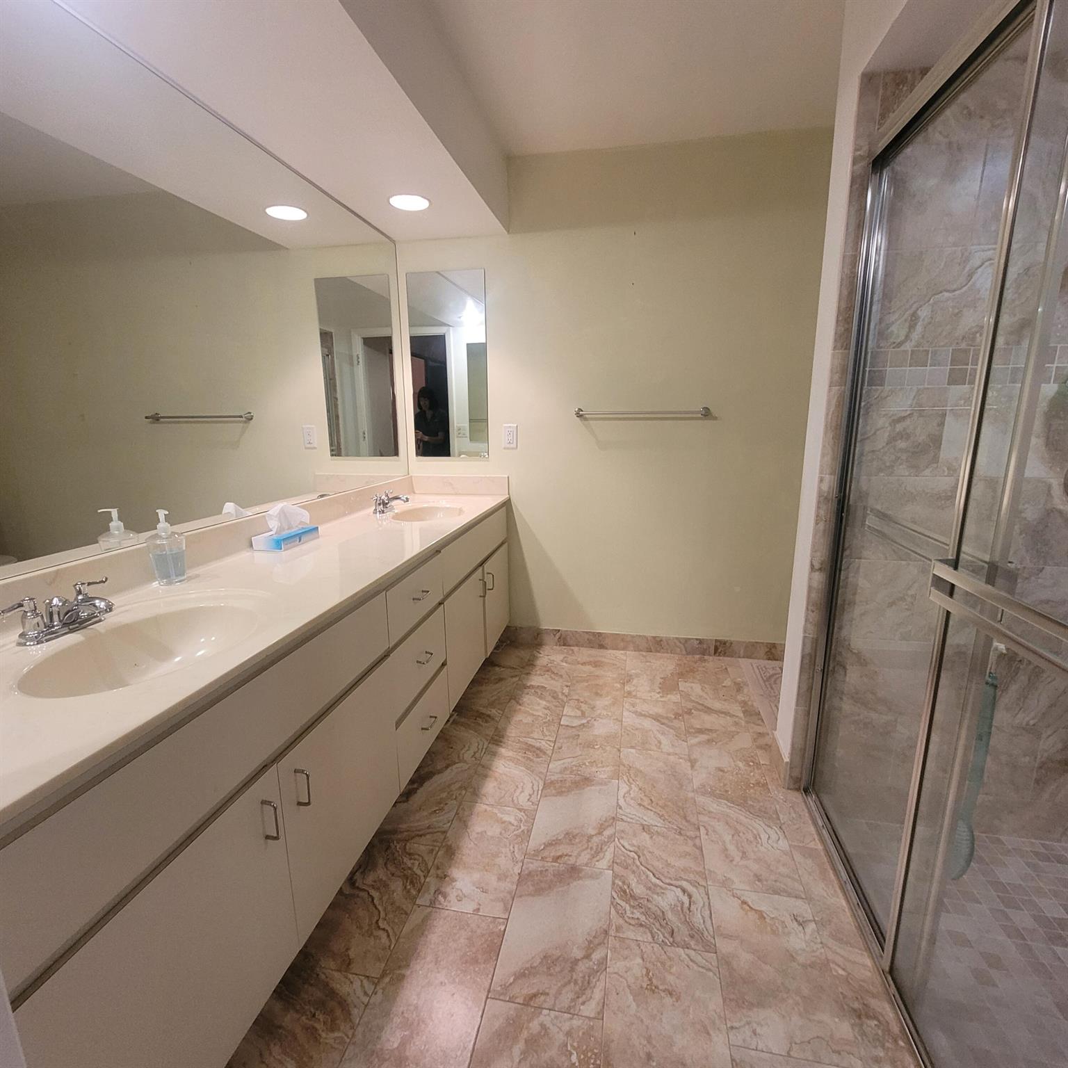 VILLAGE WALK - Residential