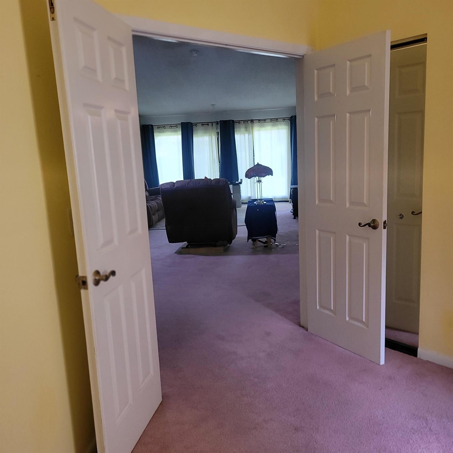 VILLAGE WALK - Residential