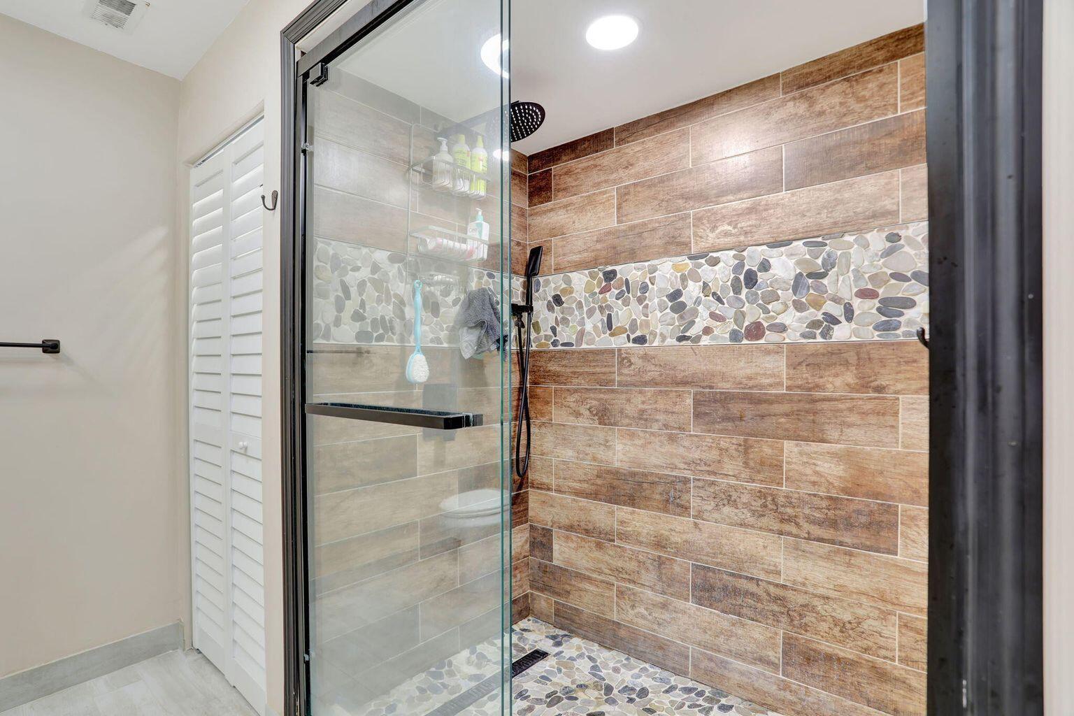 : WOODMONT TRACT 48 - Residential