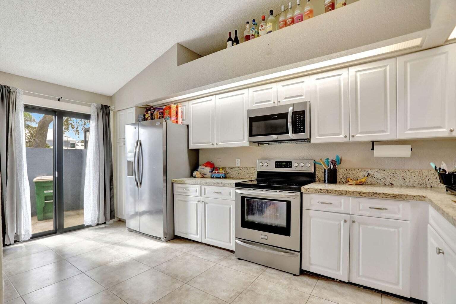 : WOODMONT TRACT 48 - Residential