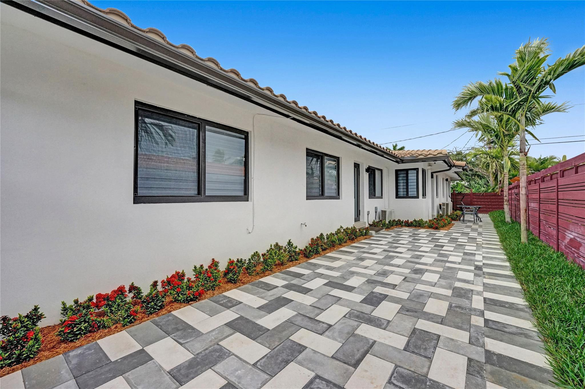 Lauderdale By The Sea 6-2 - Residential Lease