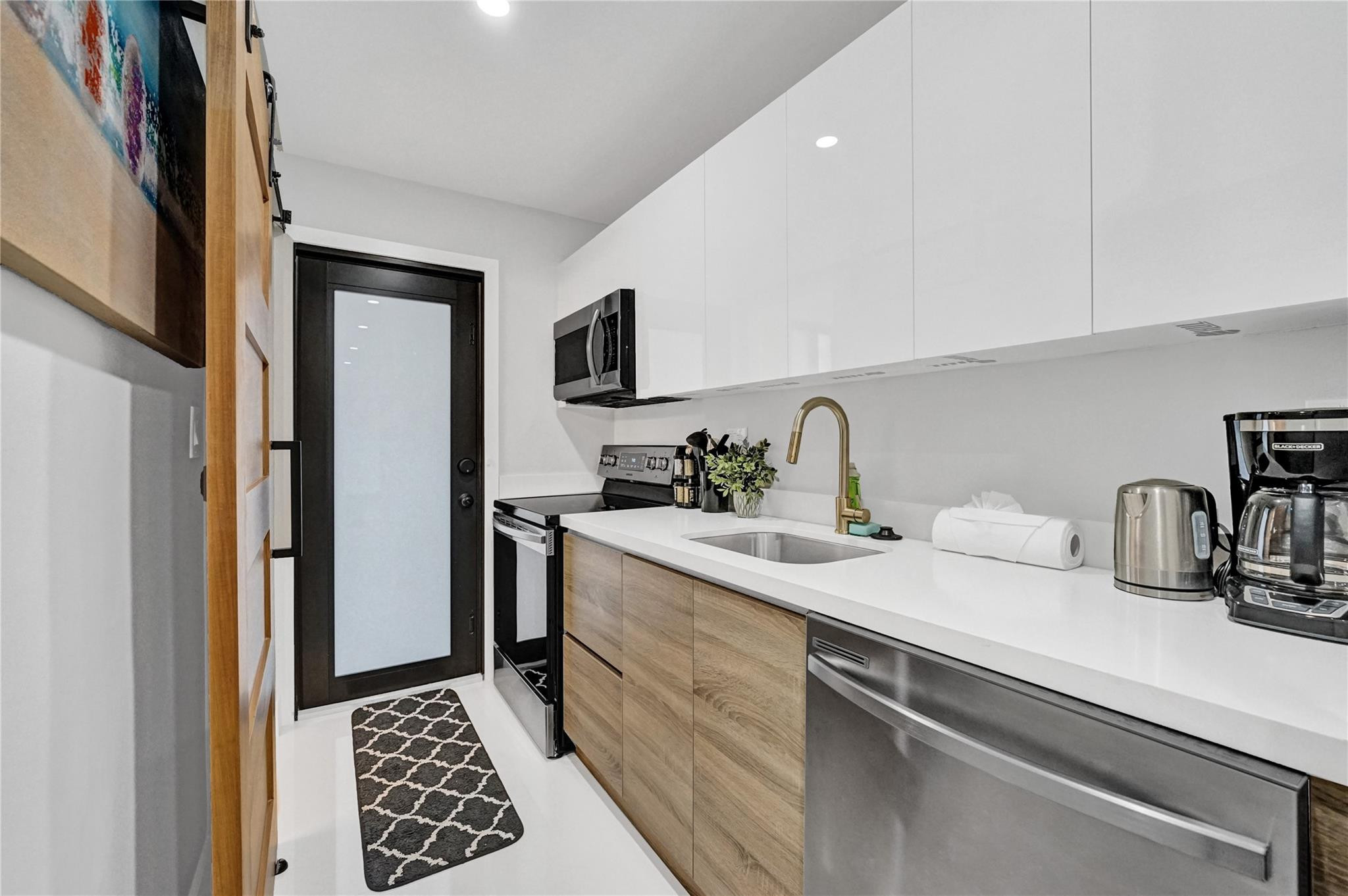 Lauderdale By The Sea 6-2 - Residential Lease