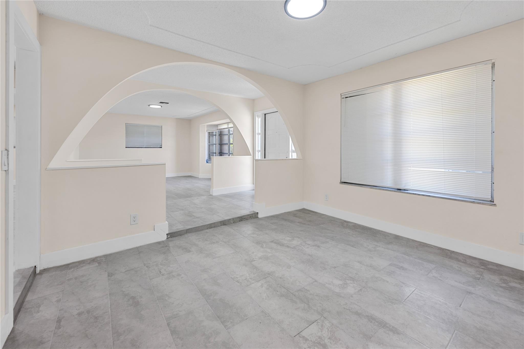 612 Clear Lake Ave