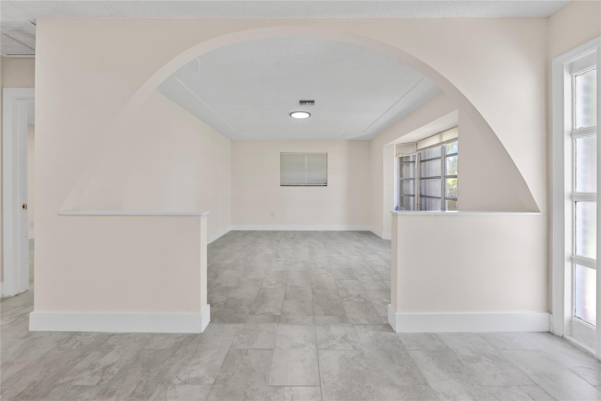 612 Clear Lake Ave