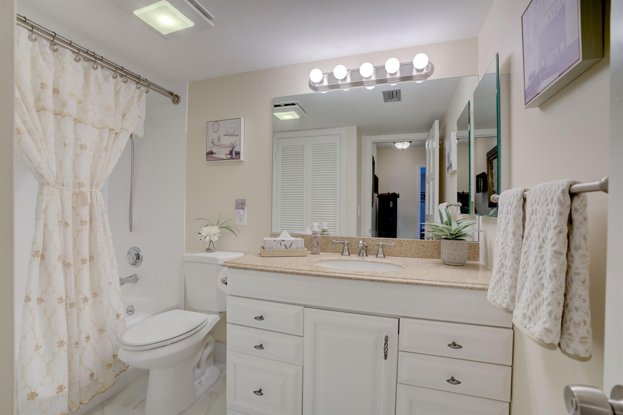 OCEAN PARKS - Residential