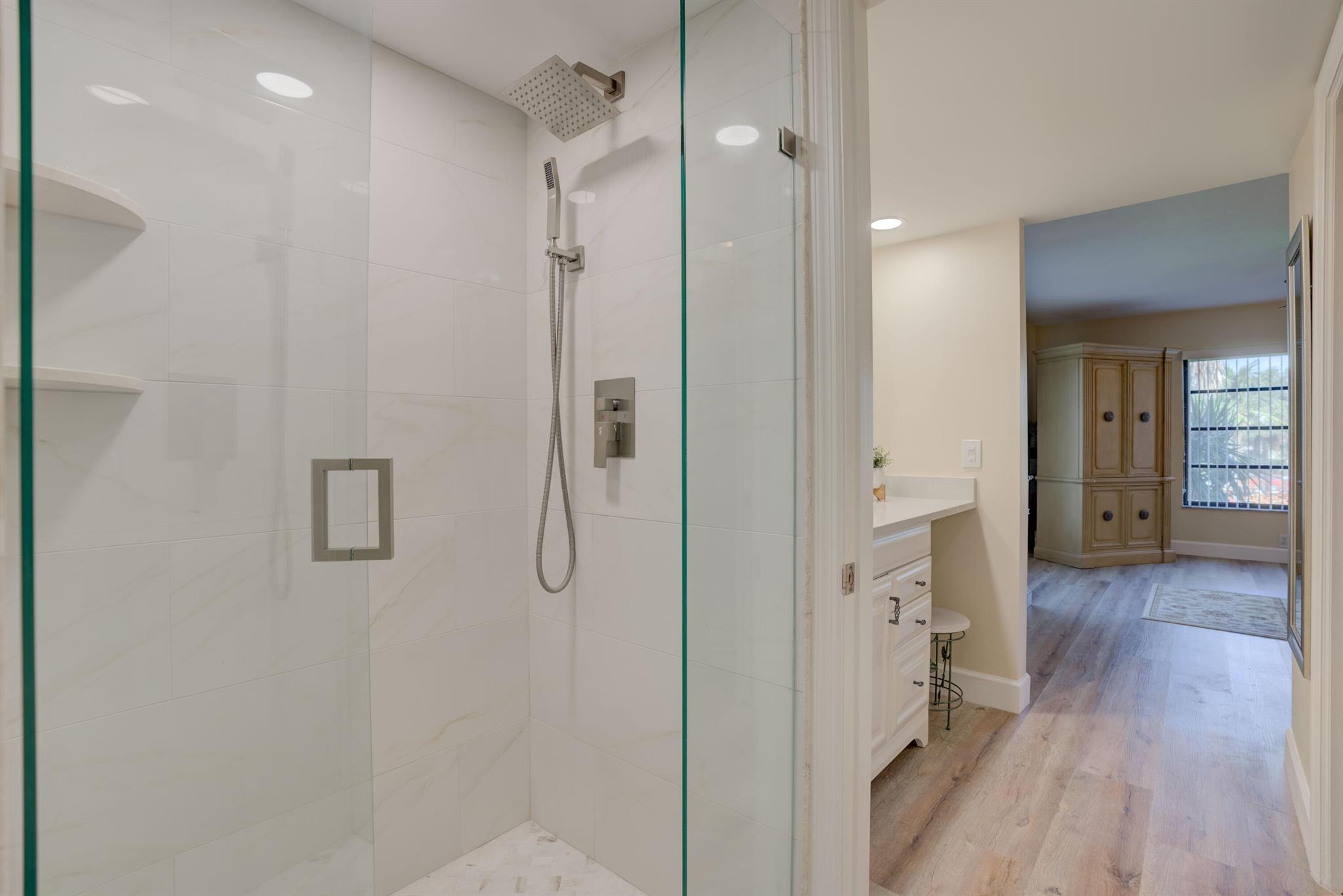 OCEAN PARKS - Residential