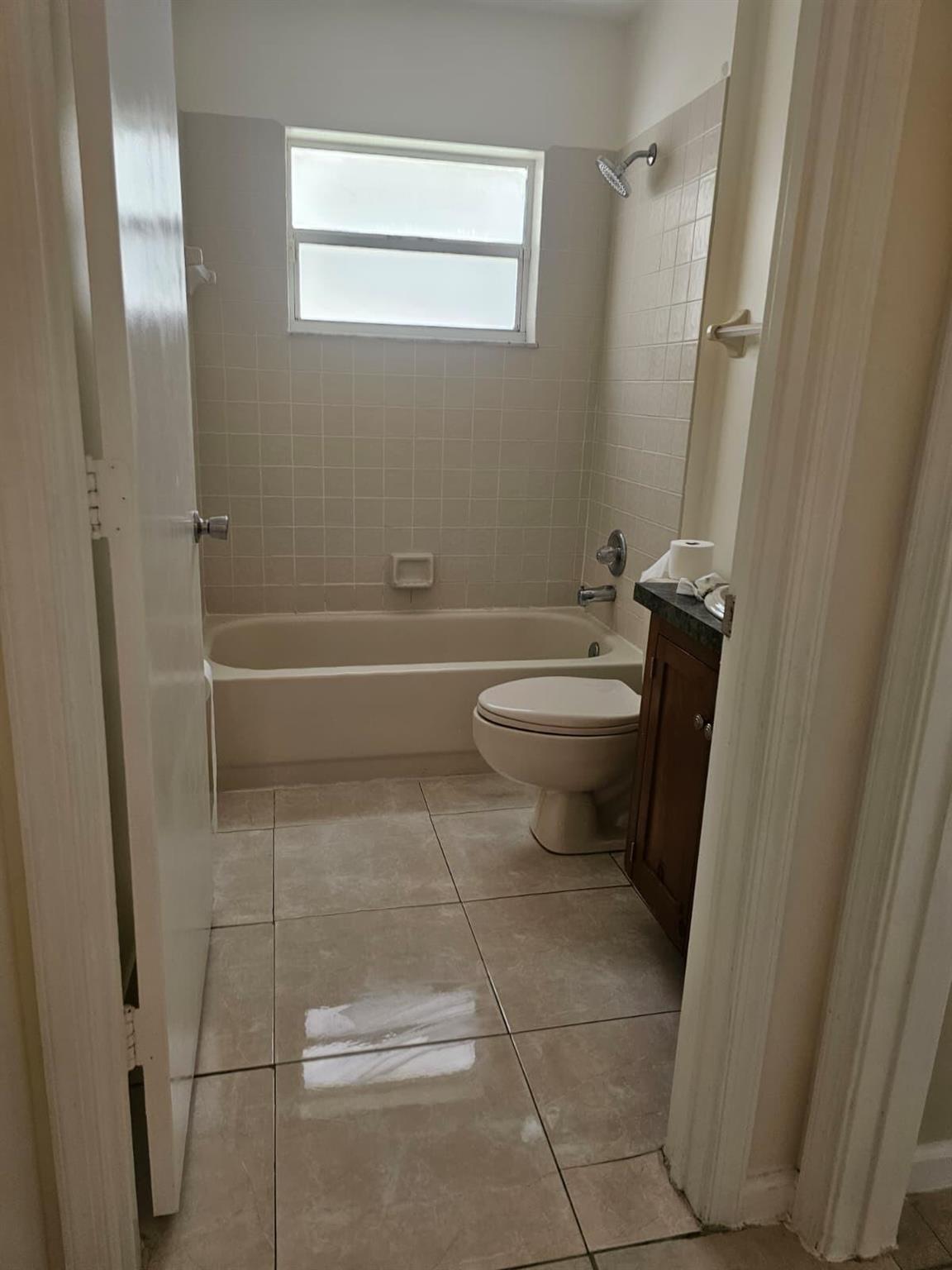 RAINBOW LAKES 2 - Residential Lease