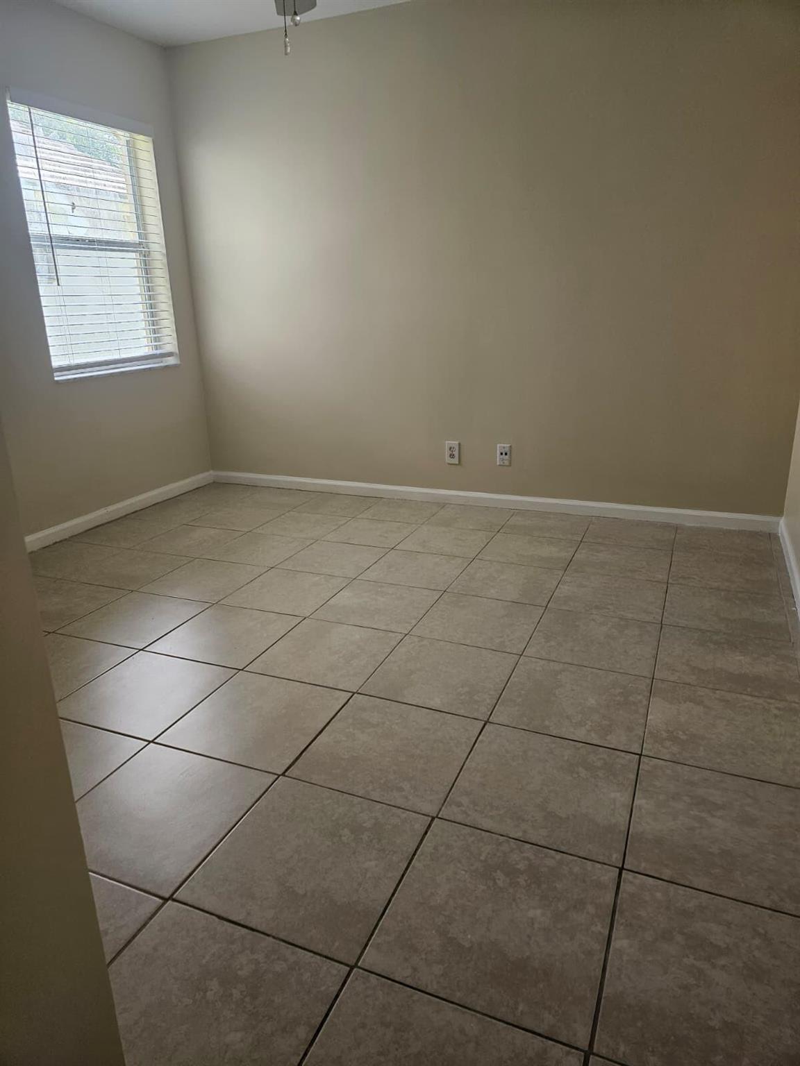 RAINBOW LAKES 2 - Residential Lease