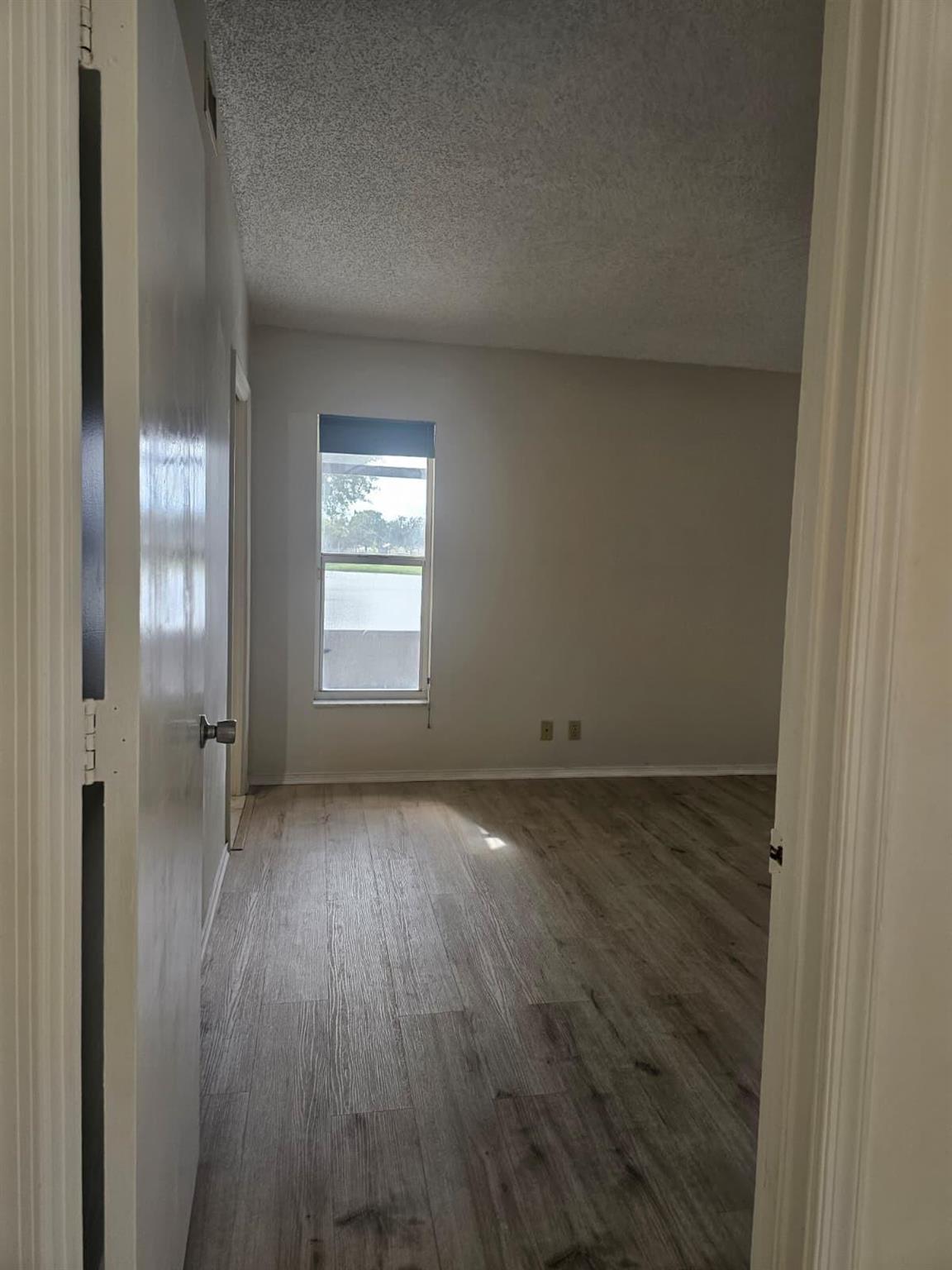 RAINBOW LAKES 2 - Residential Lease