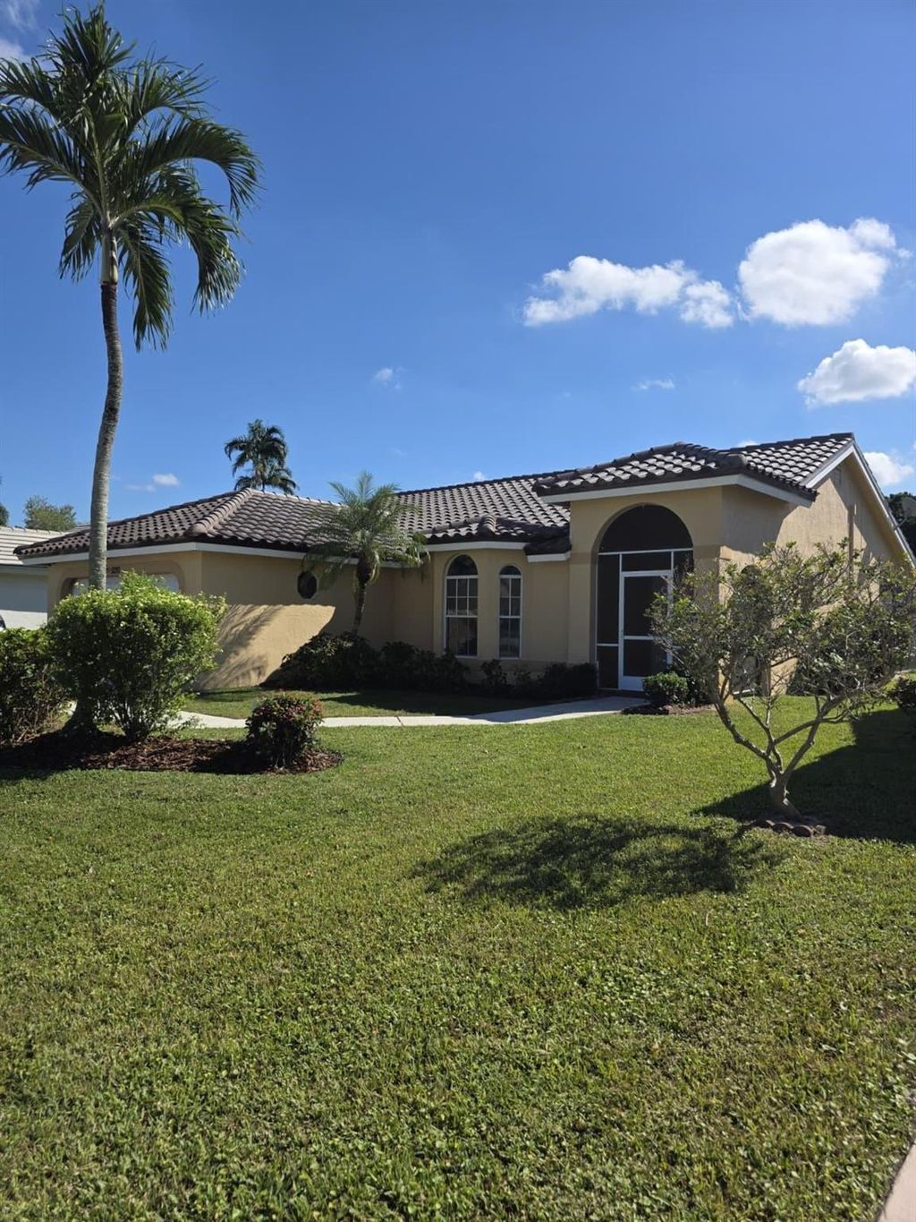 Photo of 5220 Rosen Boulevard, Boynton Beach, FL 33472 (MLS # R11138514)