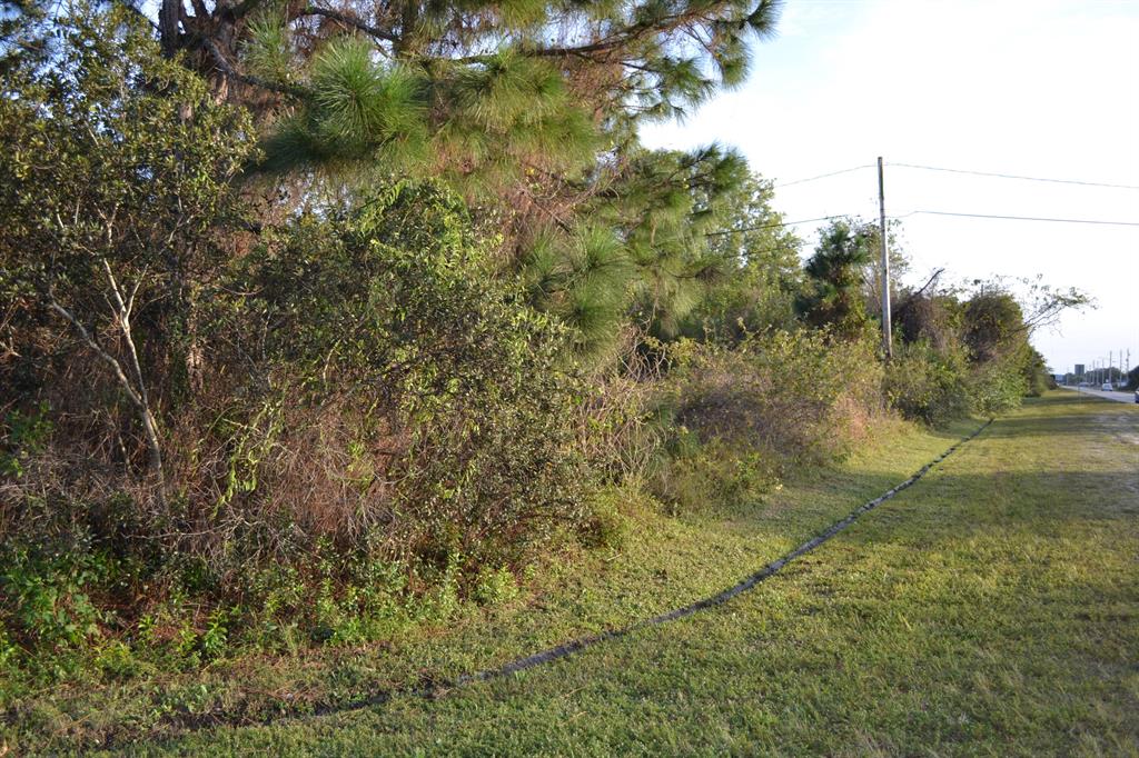 PORT ST LUCIE SECTION 15 - Land