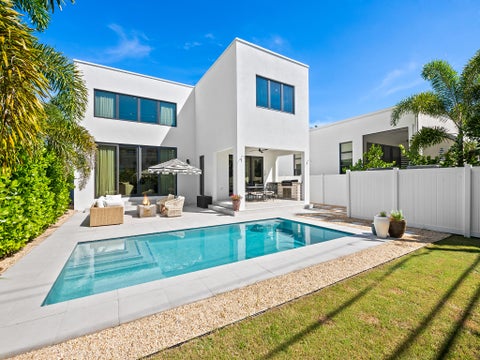 Tiny photo for 1317 NE 17th Avenue, Fort Lauderdale, FL 33304 (MLS # B26089046)