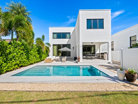 Tiny photo for 1317 NE 17th Avenue, Fort Lauderdale, FL 33304 (MLS # B26089046)