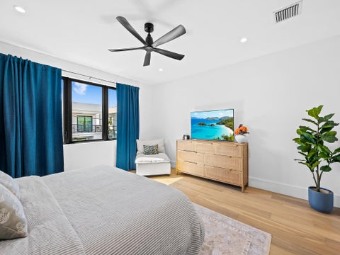 Tiny photo for 1317 NE 17th Avenue, Fort Lauderdale, FL 33304 (MLS # B26089046)