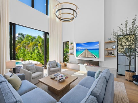 Tiny photo for 1317 NE 17th Avenue, Fort Lauderdale, FL 33304 (MLS # B26089046)