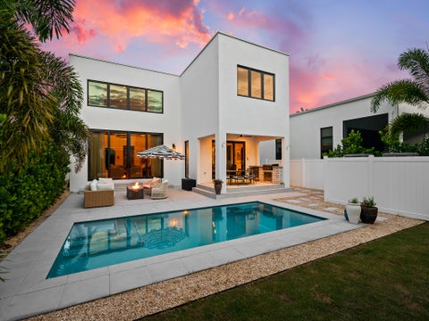 Tiny photo for 1317 NE 17th Avenue, Fort Lauderdale, FL 33304 (MLS # B26089046)