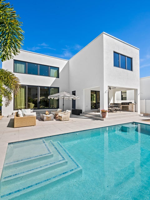 Tiny photo for 1317 NE 17th Avenue, Fort Lauderdale, FL 33304 (MLS # B26089046)