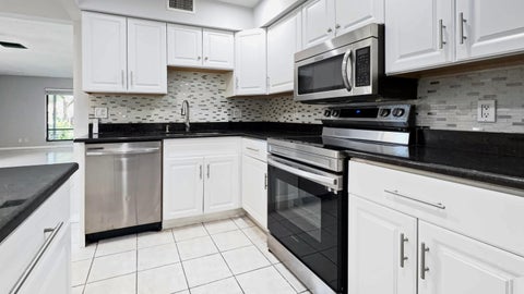 Tiny photo for 901 Sandtree Drive, Palm Beach Gardens, FL 33403 (MLS # B26089813)