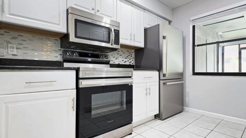 Tiny photo for 901 Sandtree Drive, Palm Beach Gardens, FL 33403 (MLS # B26089813)