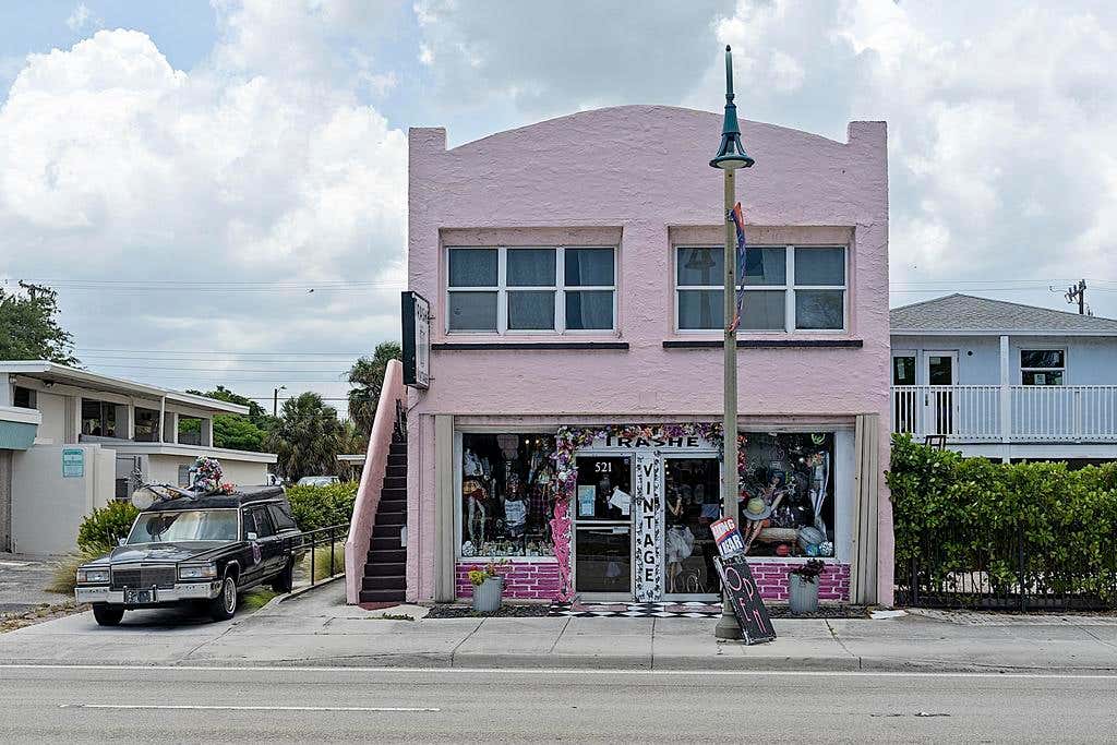 Photo of 521 N Dixie Highway, Lake Worth Beach, FL 33460 (MLS # B26042456)