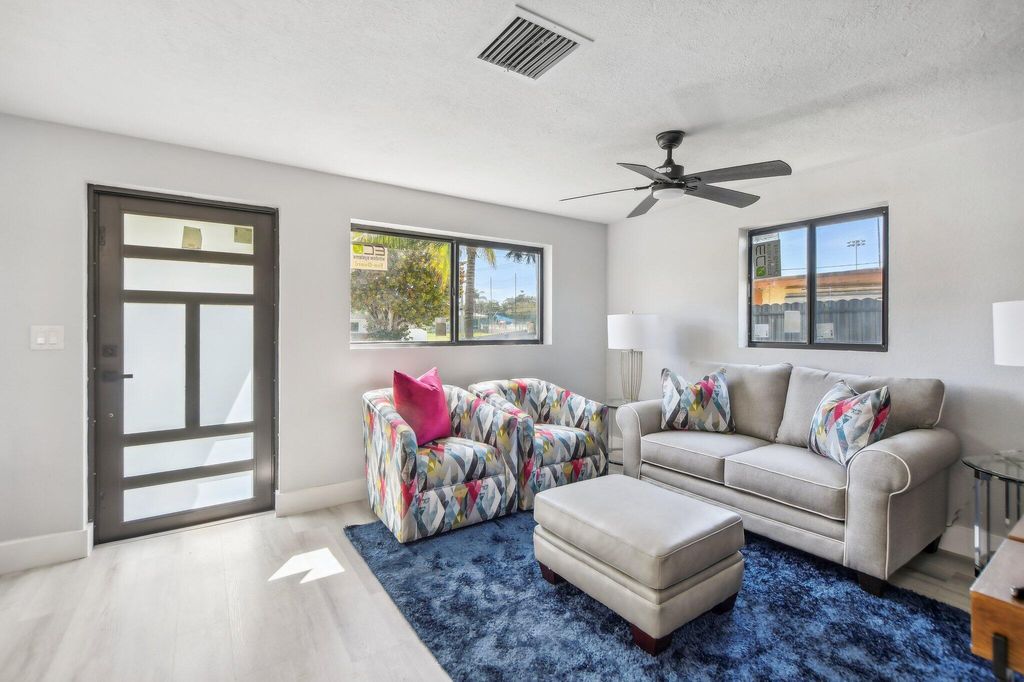 Photo of 306 NW 12th Avenue, Delray Beach, FL 33444 (MLS # R11014687)