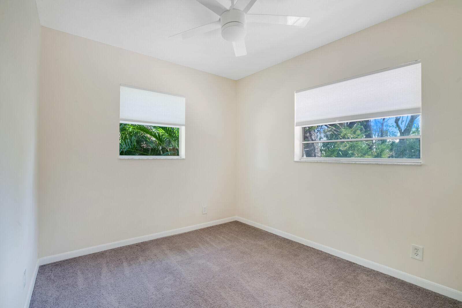 GALE LAKE WORTH 1 REAMNDED - Residential Lease