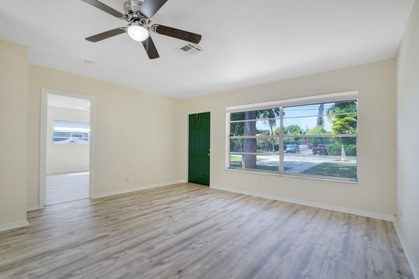 GALE LAKE WORTH 1 REAMNDED - Residential Lease