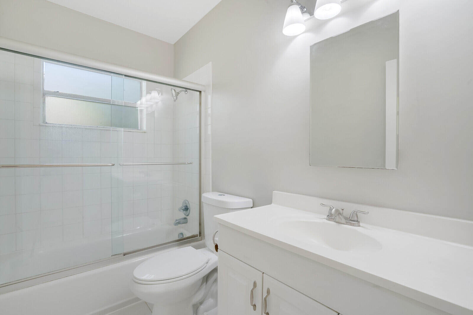 GALE LAKE WORTH 1 REAMNDED - Residential Lease