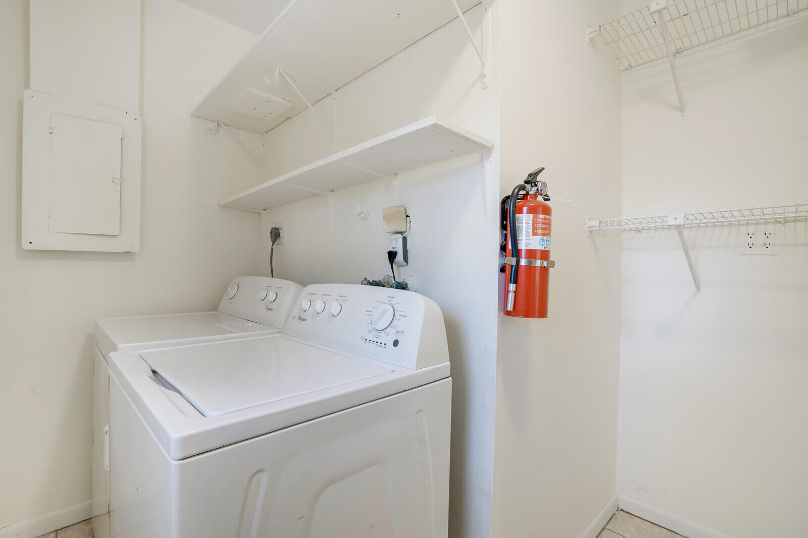 GALE LAKE WORTH 1 REAMNDED - Residential Lease