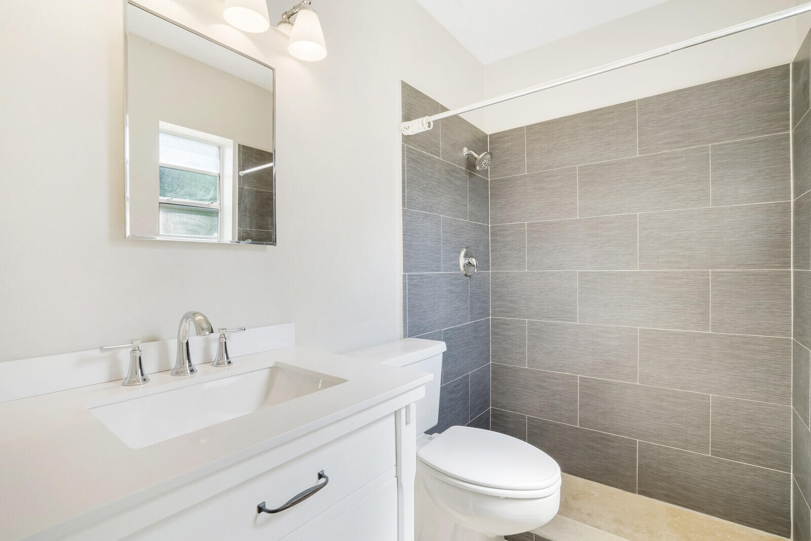 GALE LAKE WORTH 1 REAMNDED - Residential Lease