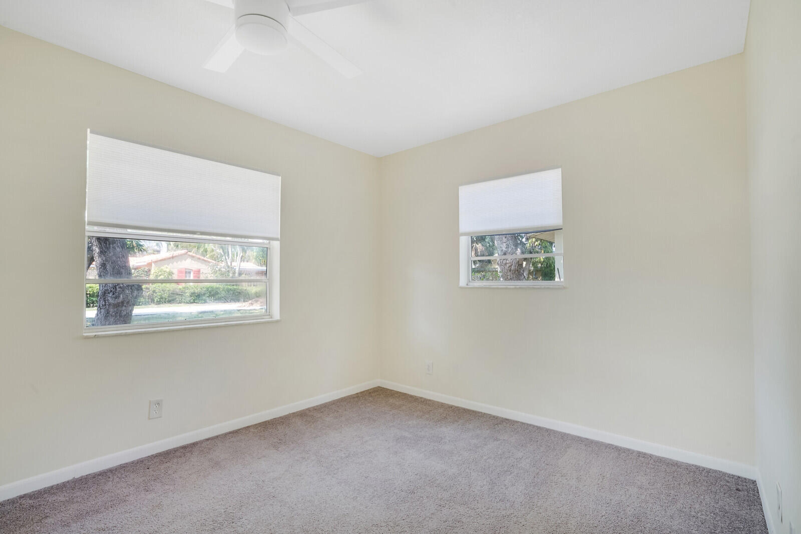 GALE LAKE WORTH 1 REAMNDED - Residential Lease