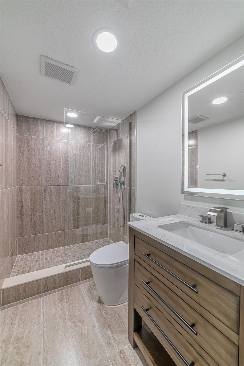 Ocean Bay Club - Residential Lease