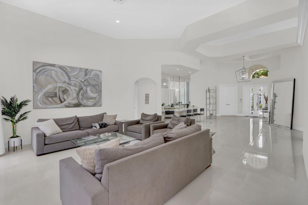 Photo of 6564 Somerset Circle, Boca Raton, FL 33496 (MLS # R11155331)