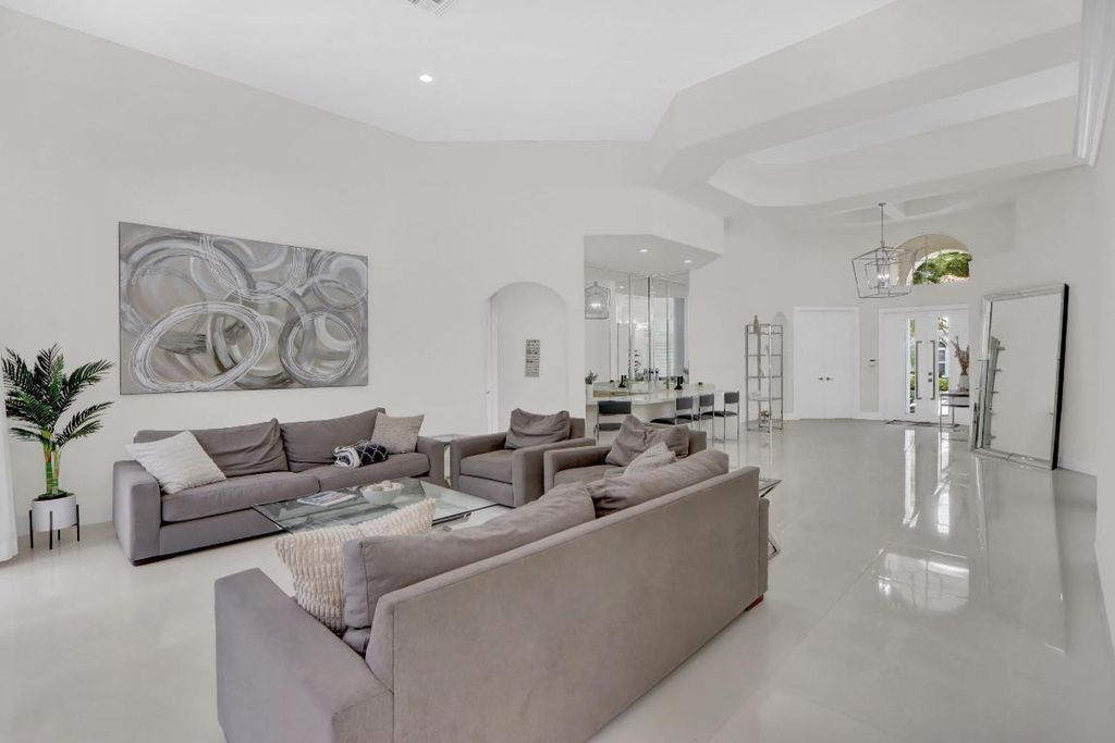 Photo of 6564 Somerset Circle, Boca Raton, FL 33496 (MLS # R11155331)