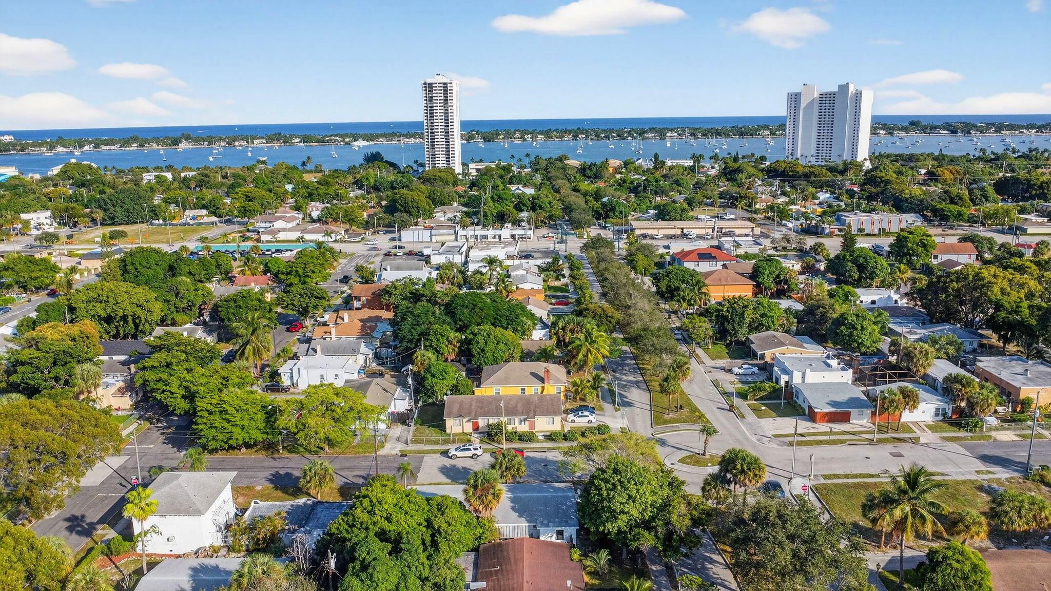 NORTH PALM BCH 4 - Commercial Sale