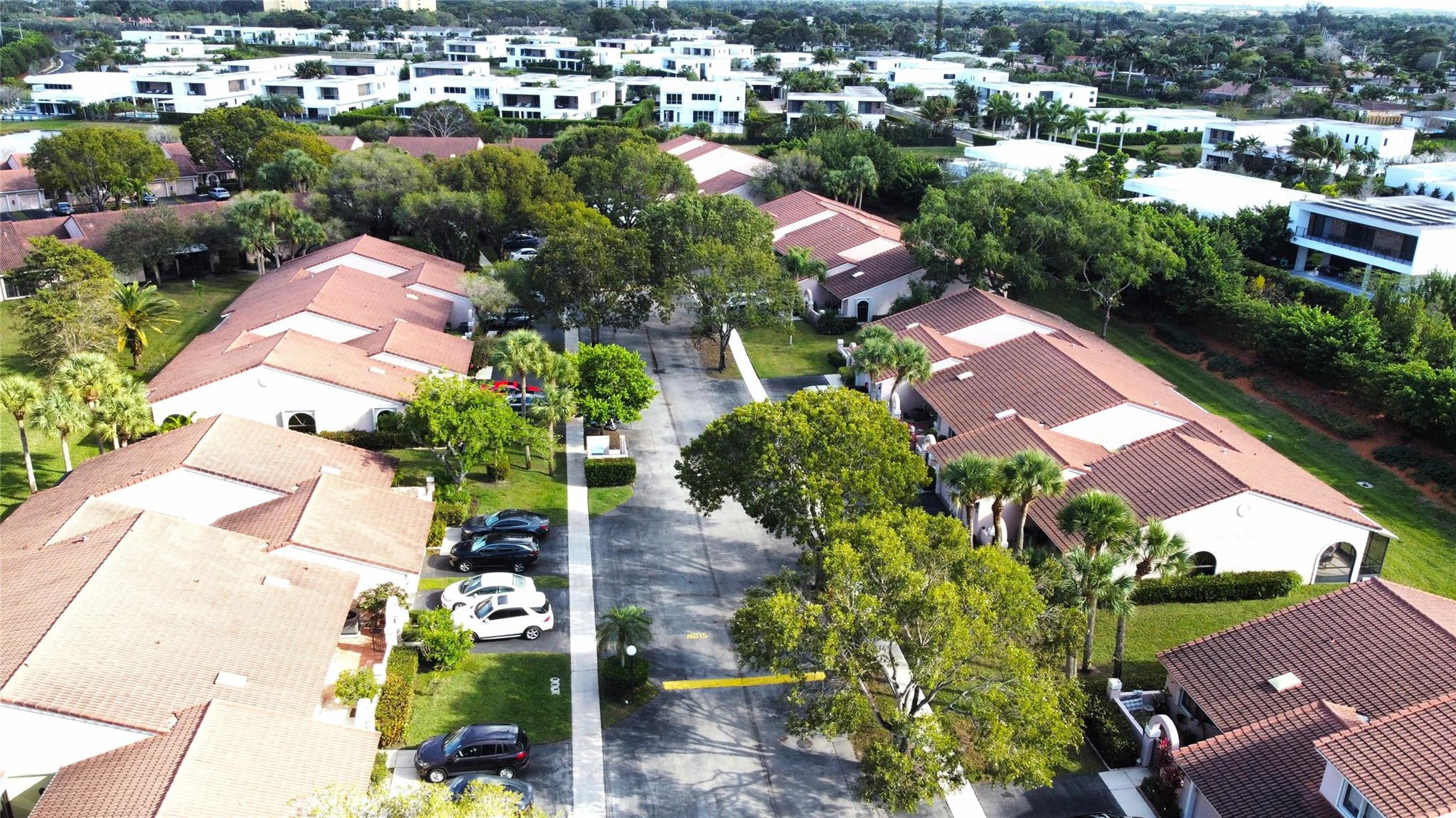 GREENS EDGE - Residential