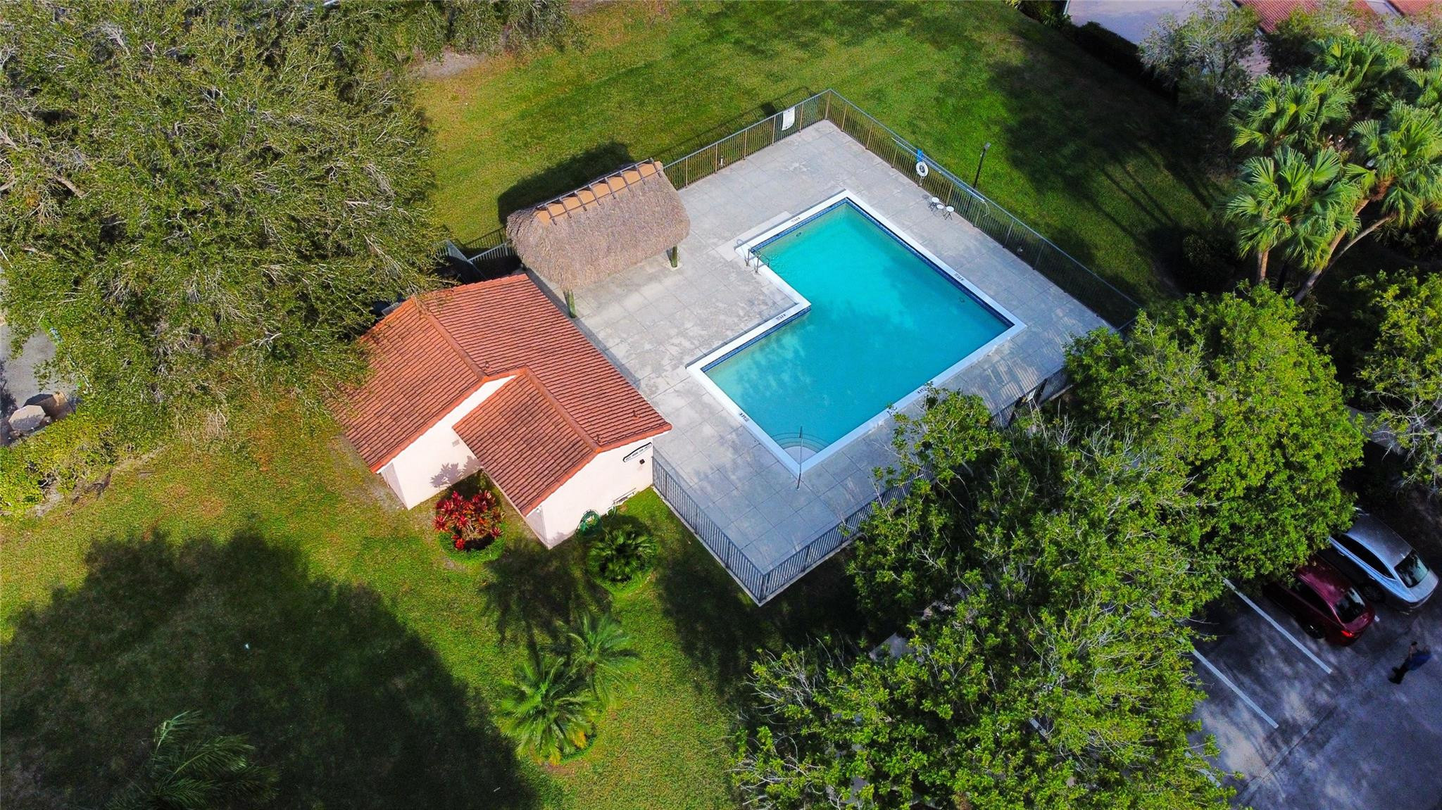 GREENS EDGE - Residential